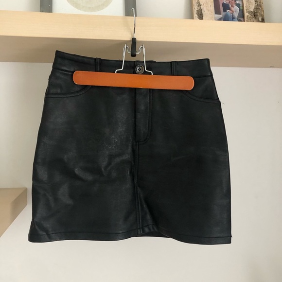 Skirt - Picture 1 of 1